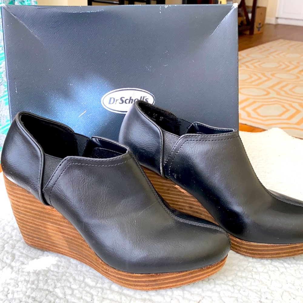 Ankle booties